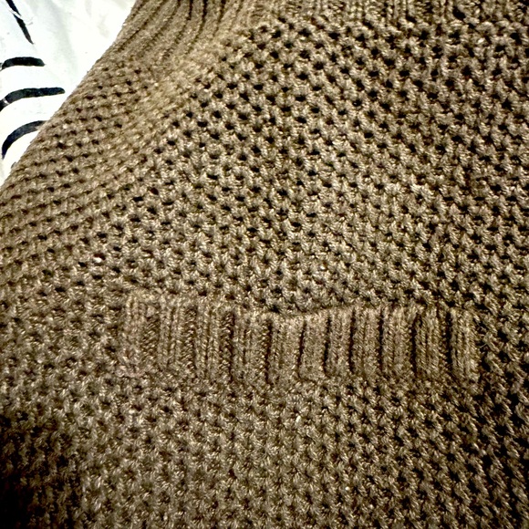 Apt 9 Knit Button Up Sweater with Big Buttons and Front Pockets - Picture 7 of 7